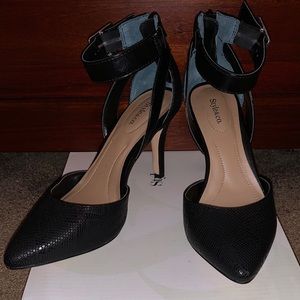 Style&co. Maisy Black pointe heel